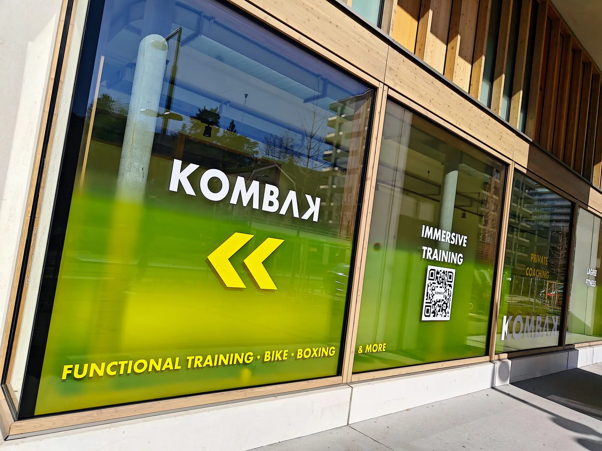 Vitrophanie – Décoration de vitrine en Impression numérique sur film transparent